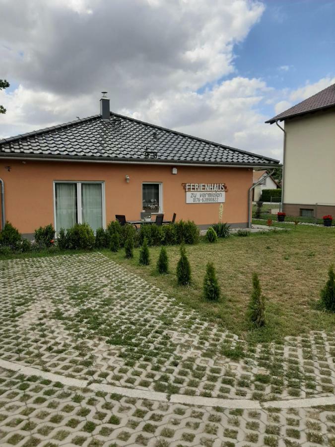 Appartamento Am Bahnhof Werneuchen Esterno foto
